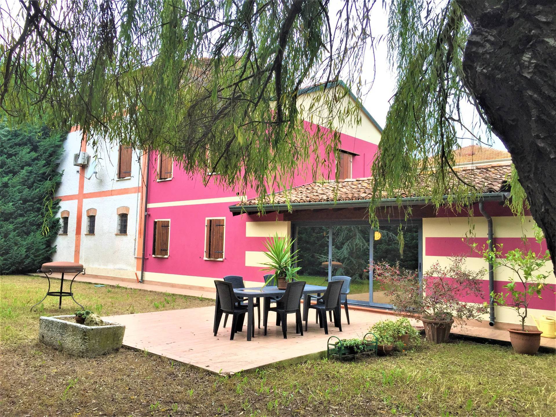 Villa Unifamiliare - Indipendente SAN GIORGIO DI MANTOVA vendita    Iside Casa