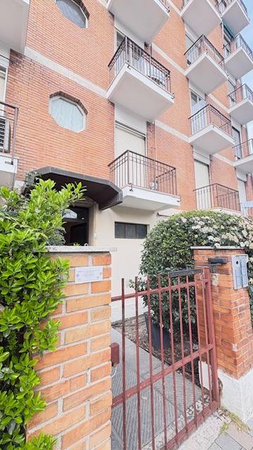 Trilocale in Vendita a Mantova, 98'000&euro;, 94 m²