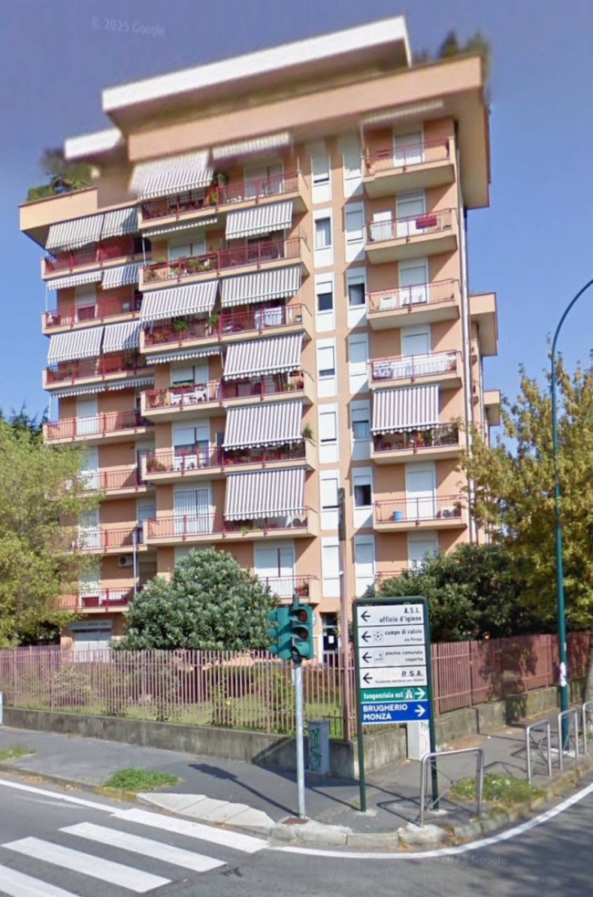 Appartamento in Vendita a Cologno Monzese