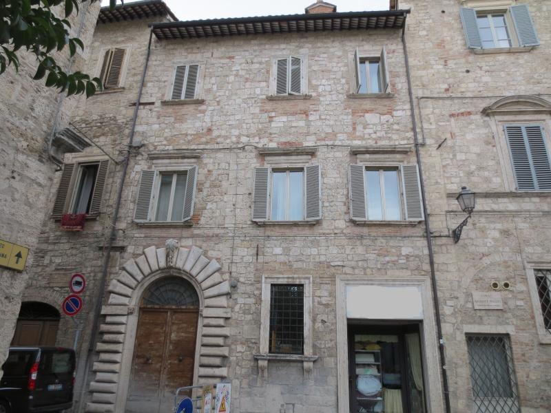 Villa Unifamiliare - Indipendente ASCOLI PICENO vendita  Centro Storico  Agenzia Italia Immobiliare