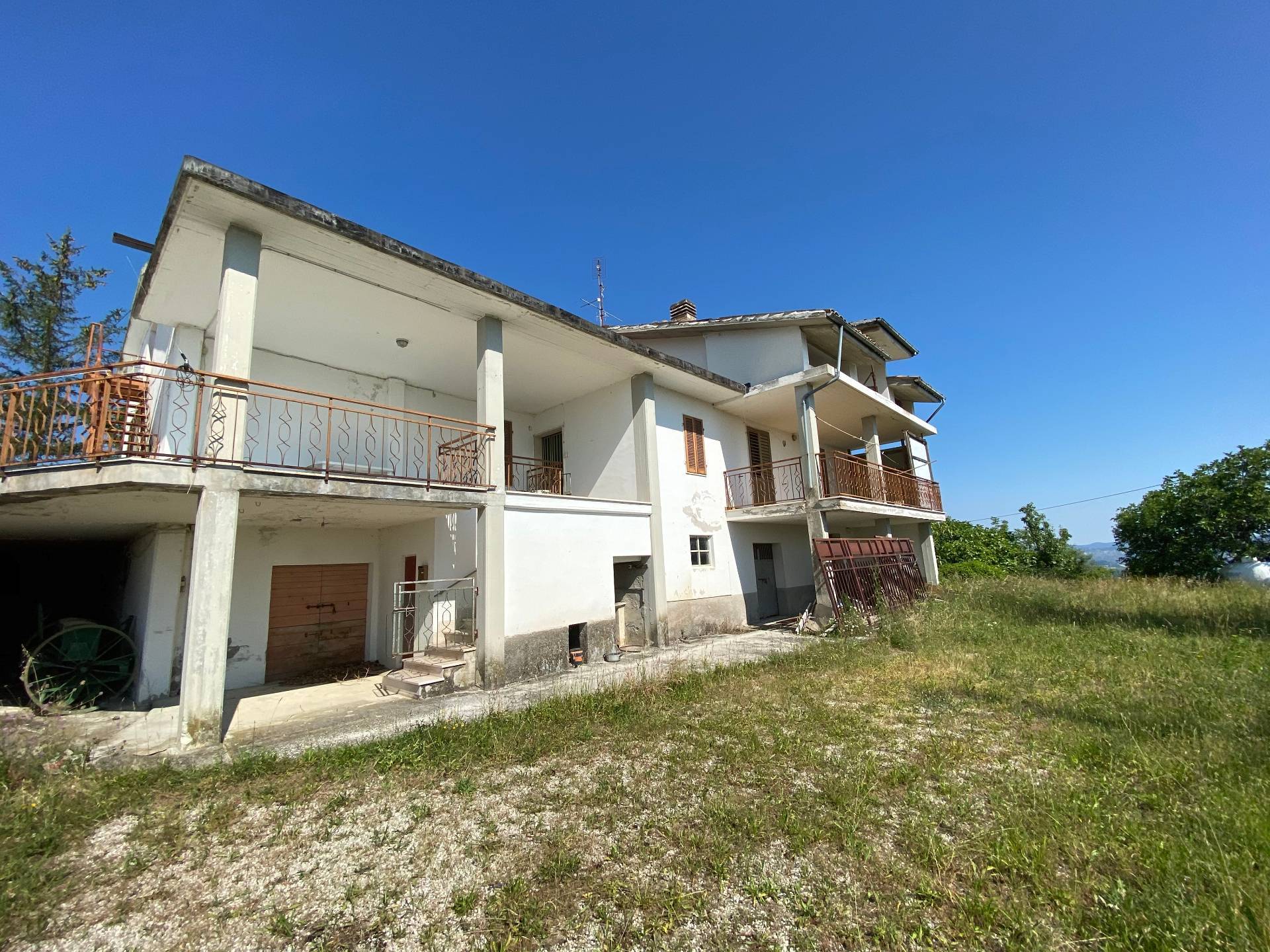 Rustico - Cascina CIVITELLA DEL TRONTO vendita    Agenzia Italia Immobiliare