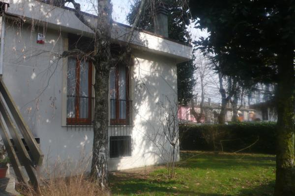 Villa TREZZANO SUL NAVIGLIO vendita  Azalee  La Maison di Salerno NIcola