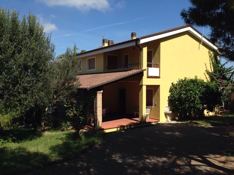Villa in vendita a Colonnella (TE)