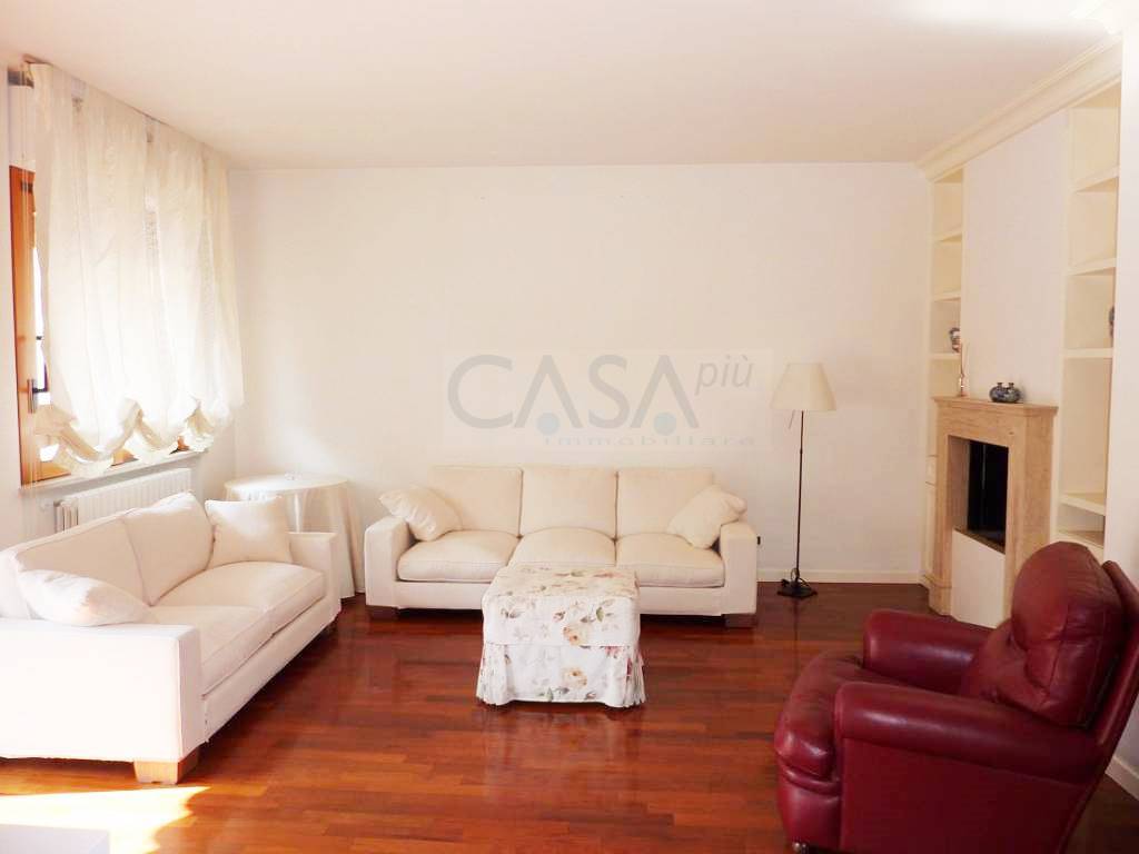  san-benedetto-del-tronto vendita quart:  casa-pi?-immobiliare