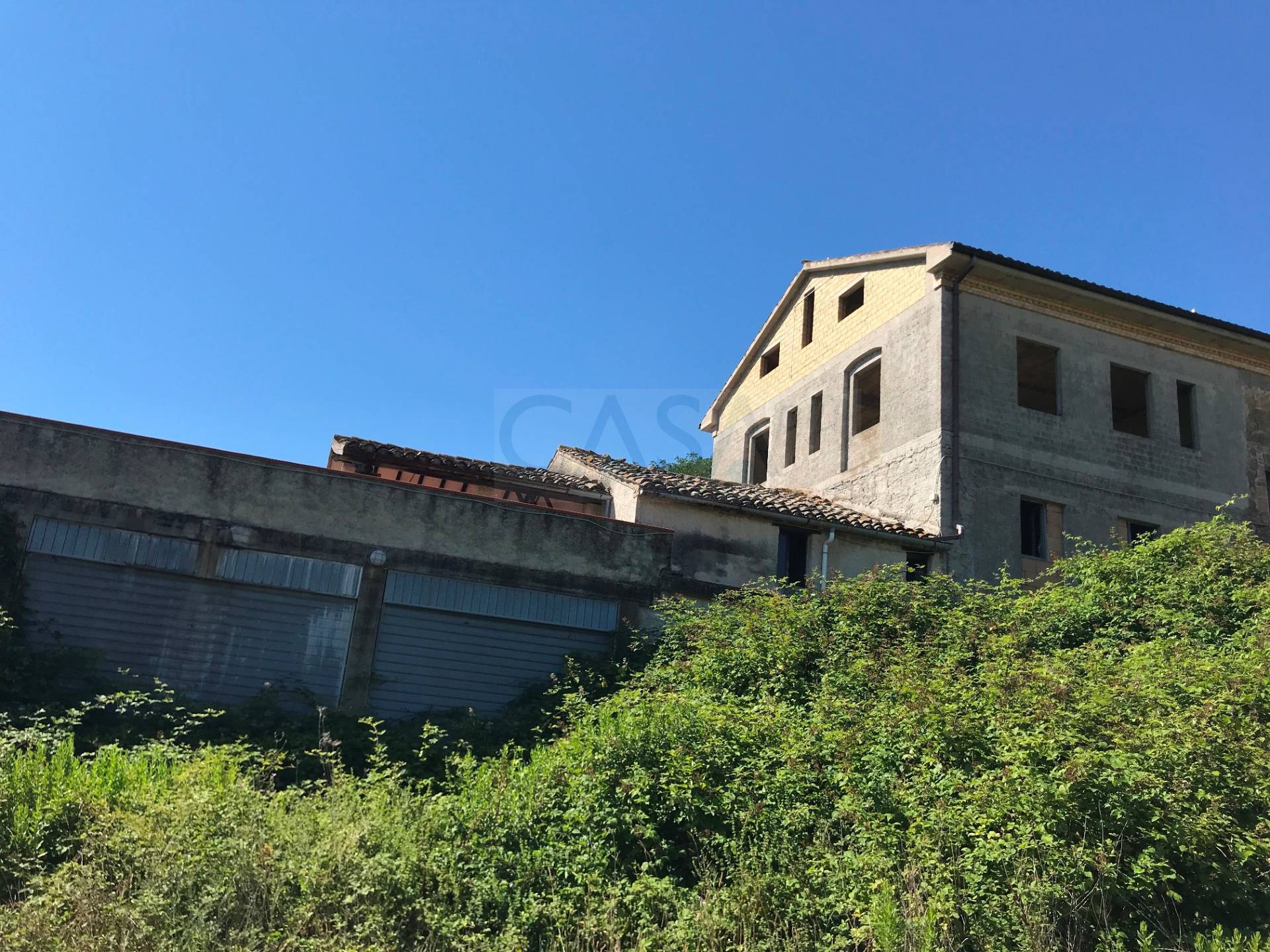 Rustico - Cascina ACQUAVIVA PICENA vendita    Casa Pi? immobiliare