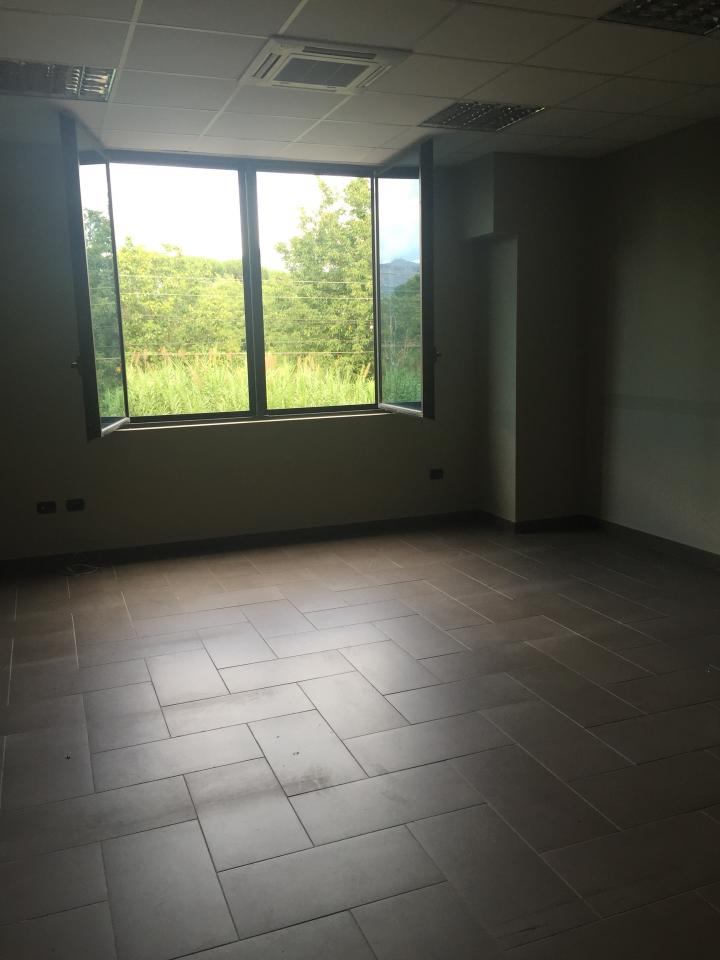 Ufficio - Loc.Com. CASERTA affitto    lmmobil?are Petrella srl