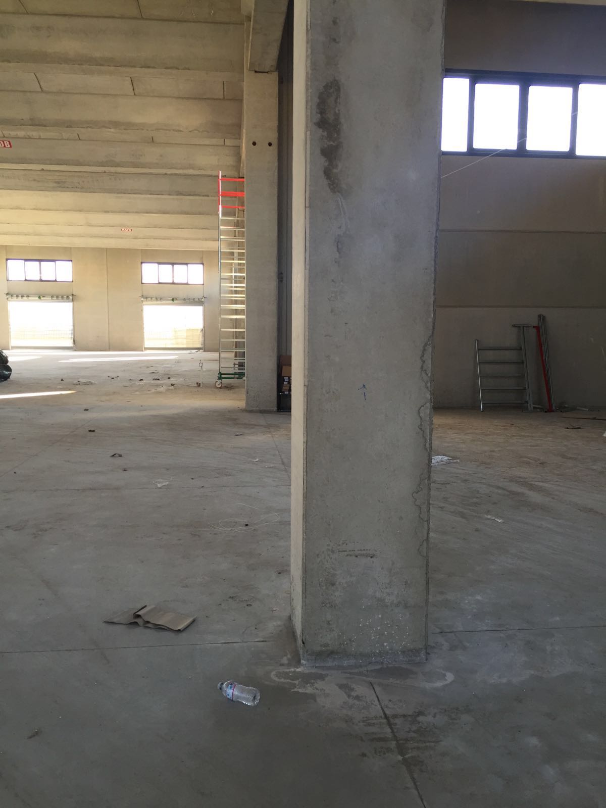 Capannone Commerciale CASERTA affitto    lmmobil?are Petrella srl