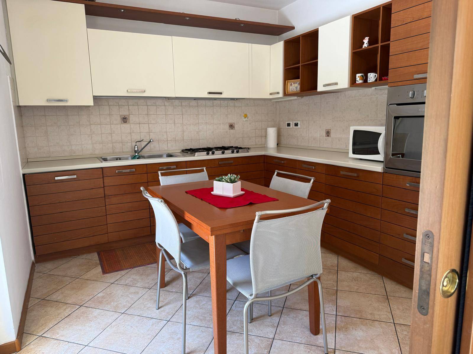 Foto appartamento in vendita a Trento (Trento)
