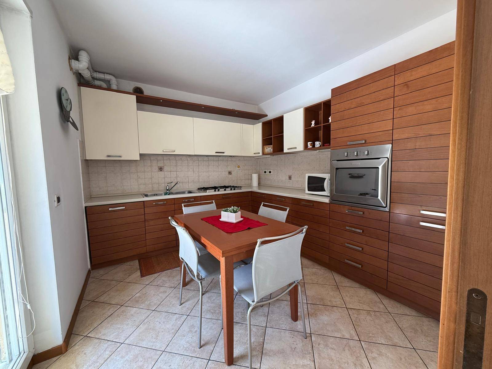 Foto appartamento in vendita a Trento (Trento)