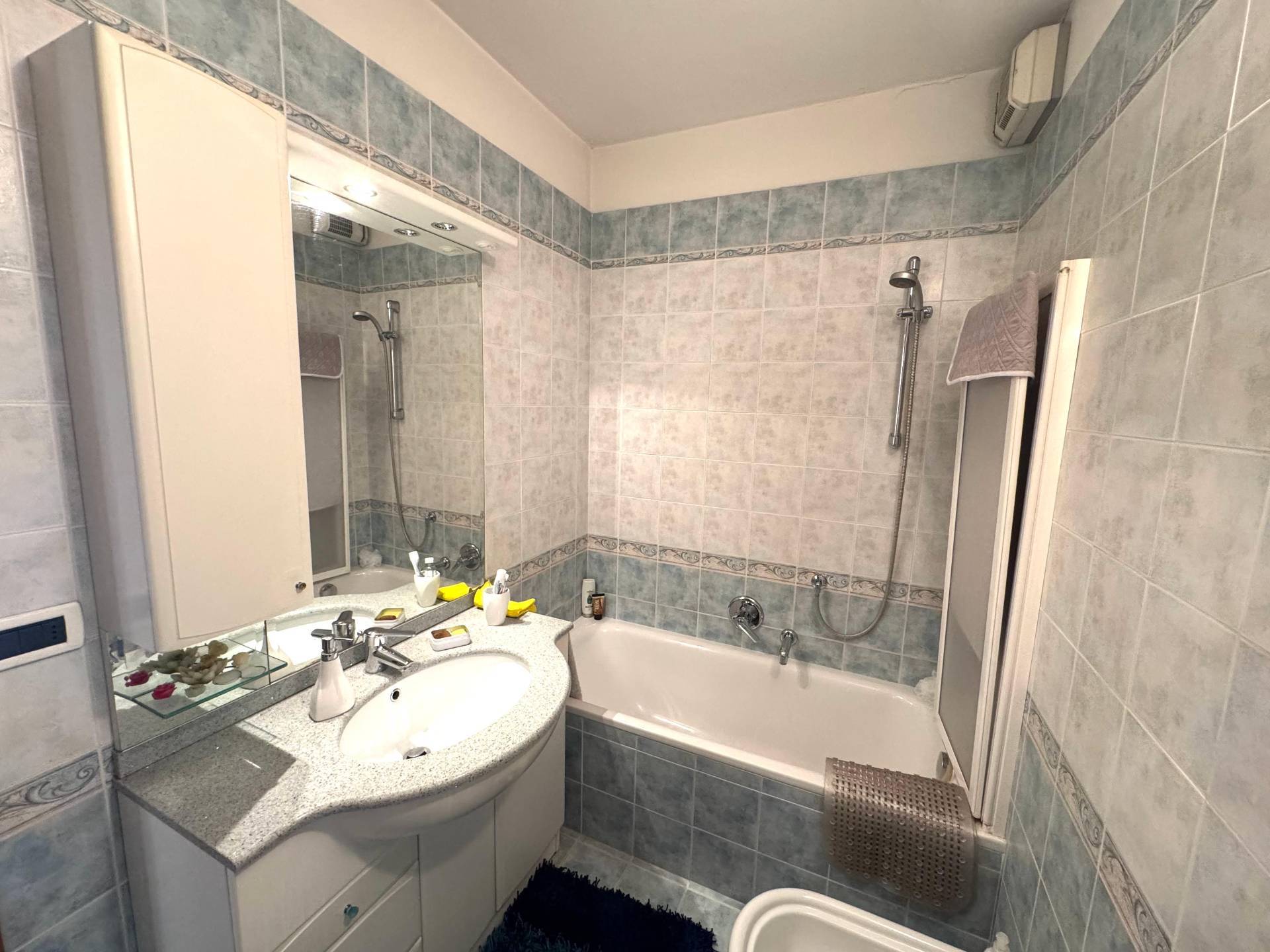 Foto appartamento in vendita a Trento (Trento)