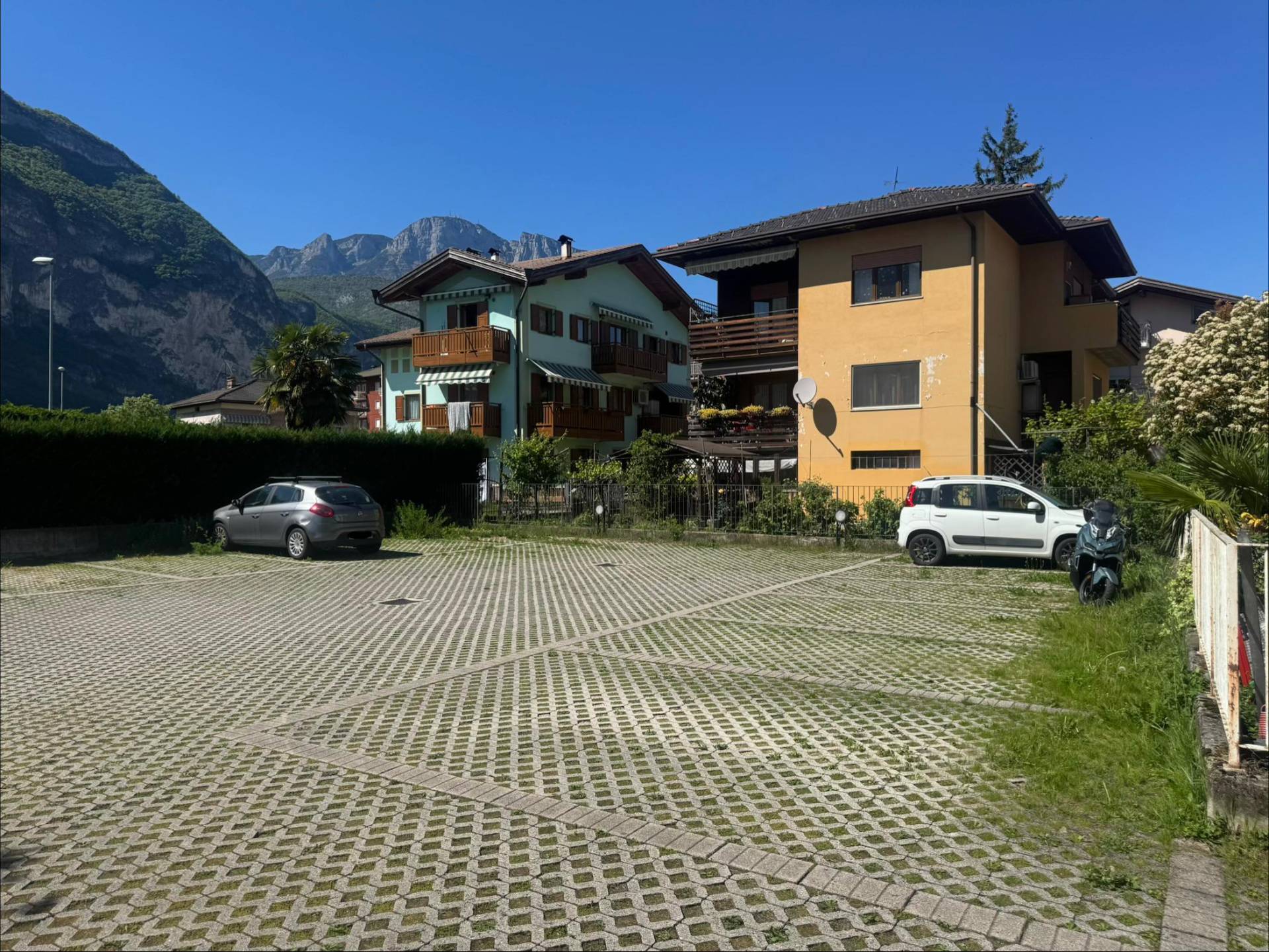 Foto appartamento in vendita a Trento (Trento)