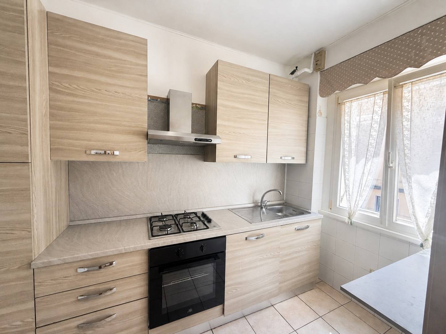 Foto appartamento in vendita a Trento (Trento)