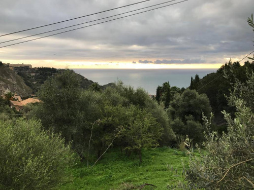 Land for Sale to Taormina