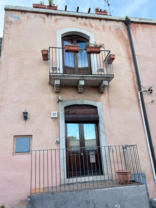 Appartamento in Vendita a Taormina