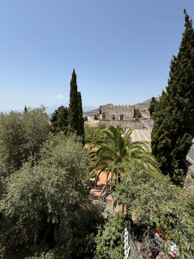 Albergo/Hotel in vendita a Taormina (ME)