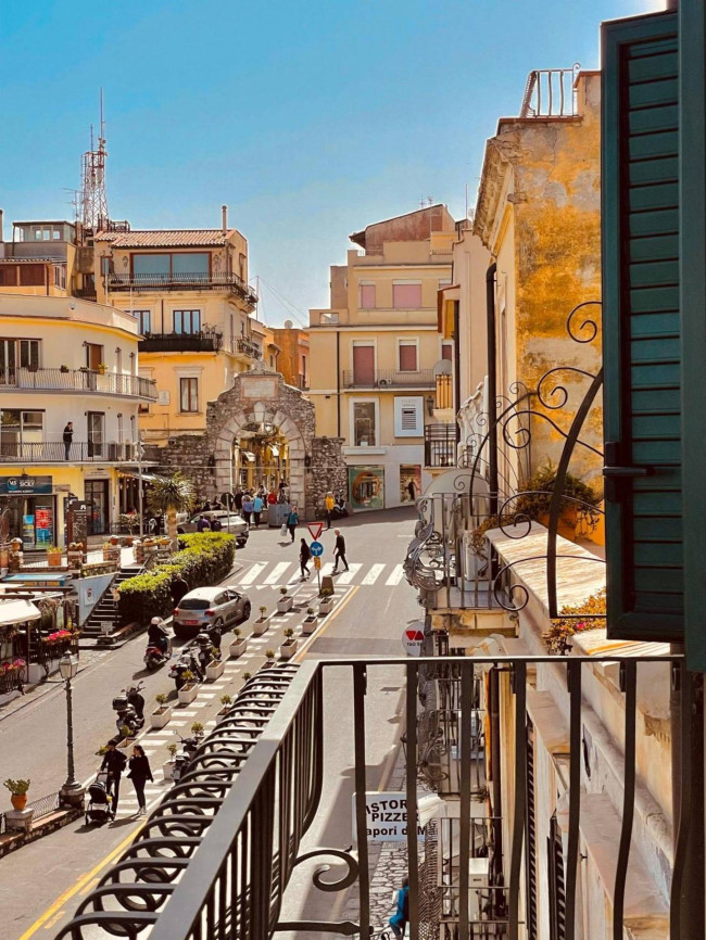 Casa singola in Vendita a Taormina