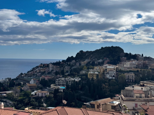 Villa in Vendita a Taormina