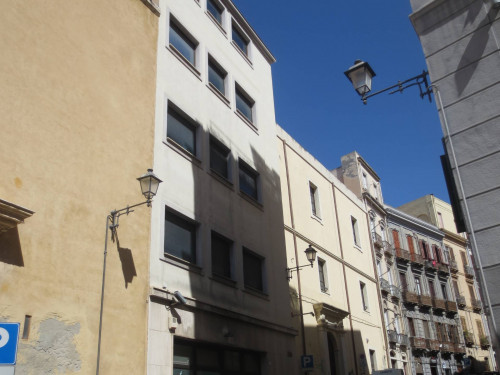 Stabile/Palazzo in Vendita a Cagliari