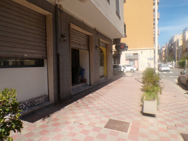 Shop for Rent in Cagliari