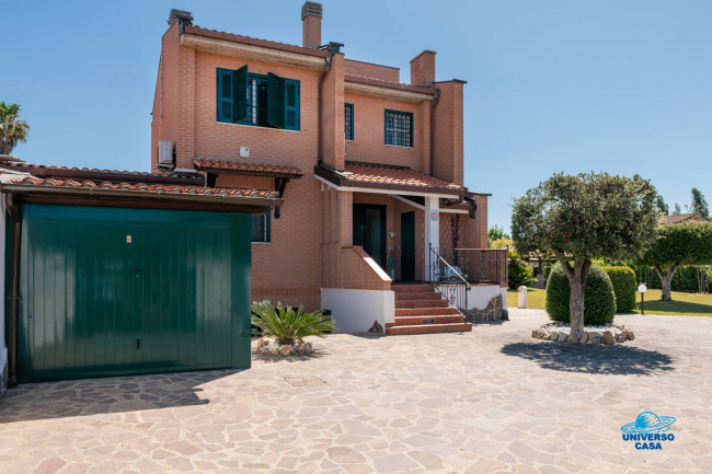 Villa in vendita a Roma (RM)