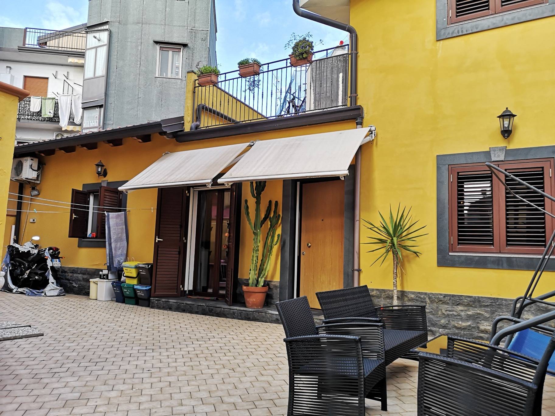 Villa Unifamiliare - Indipendente SAN GIOVANNI LA PUNTA vendita    Intermedi Studio Aci Castello