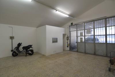 Garage/Box/Posto auto in affitto a Macerata (MC)