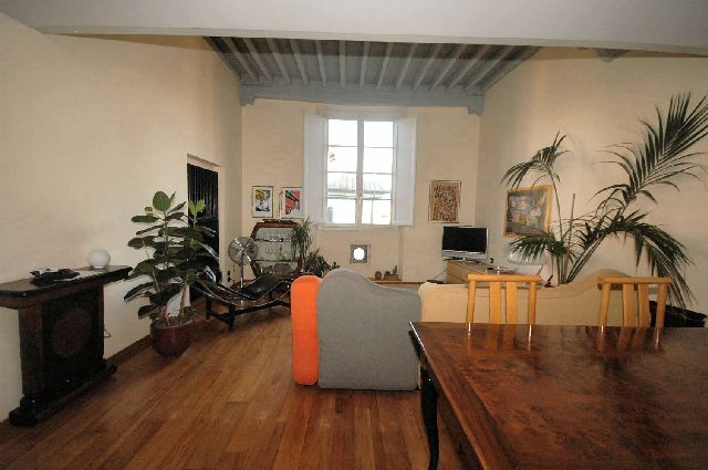 Appartamento LUCCA vendita  Centro storico  Easy Casa di Elisabetta Soldaini