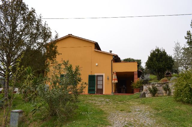 Rustico - Cascina LUCCA vendita  Colline  Easy Casa di Elisabetta Soldaini