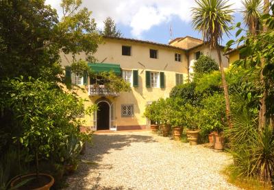 Villa for Sale to Capannori