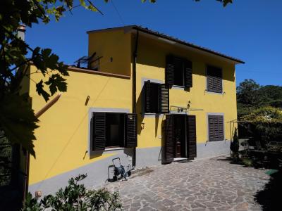 countryhouse for sale in Pescaglia