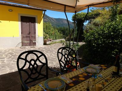 countryhouse for sale in Pescaglia