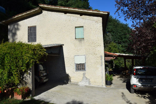 Rustico in vendita a Villa Basilica