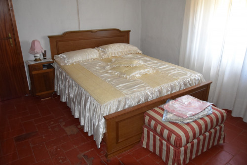 Rustico in vendita a Villa Basilica