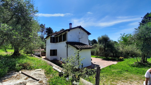 Rustico in vendita a Capannori