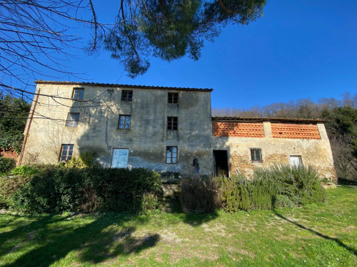 Rustico in vendita a Lucca