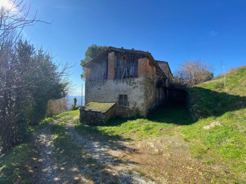 Rustico in vendita a Lucca