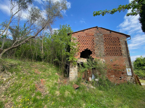 Rustico in vendita a Capannori (LU)