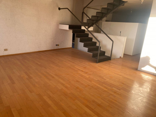 Appartamento in vendita a Lucca