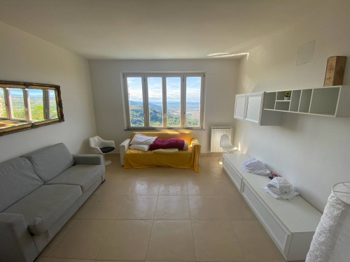 Farmhouse for sale in Pietrasanta