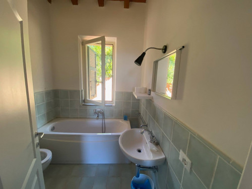 Farmhouse for sale in Pietrasanta