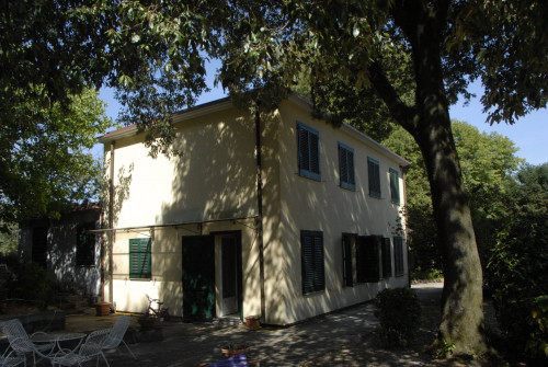 Villa in vendita a Lucca