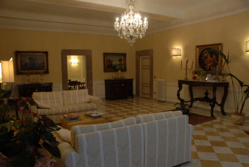 Villa in vendita a Lucca