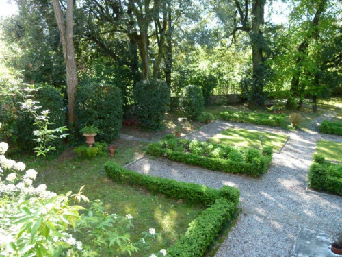 Villa in vendita a Lucca