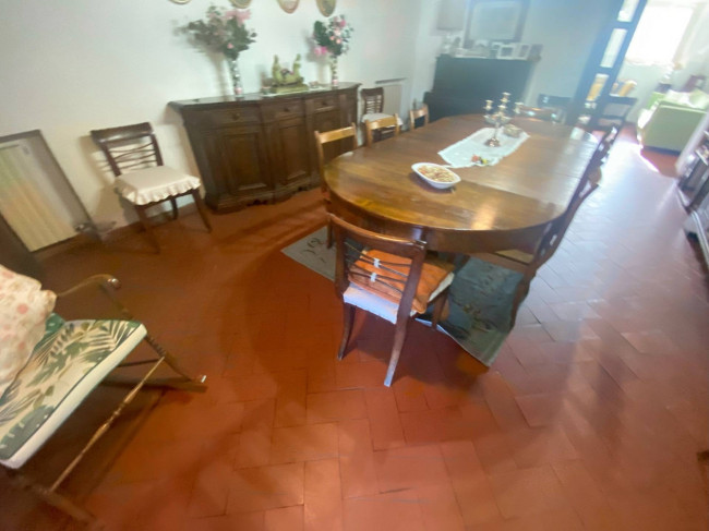 Villa  bifamiliare in vendita a Lucca