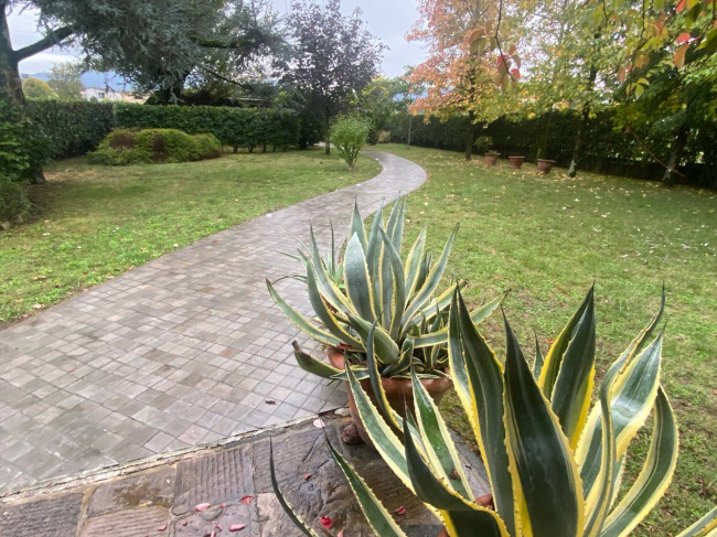 Villa in vendita a Lucca