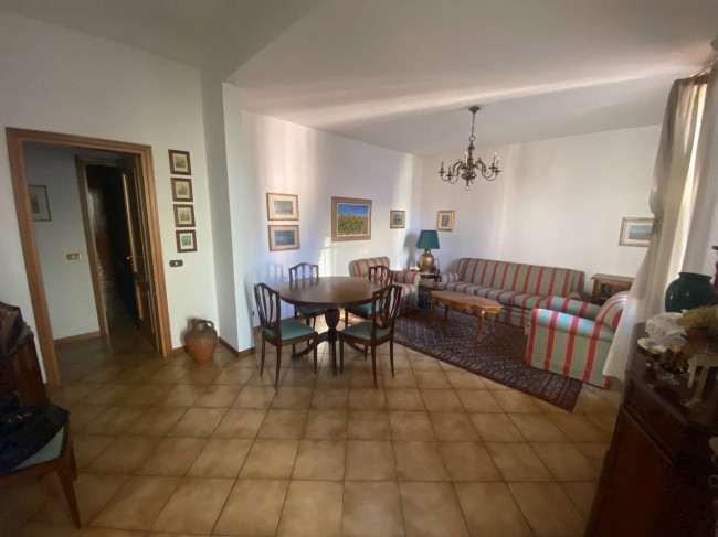 Apartment for sale in Lucca