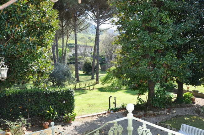 Villa in vendita a Lucca