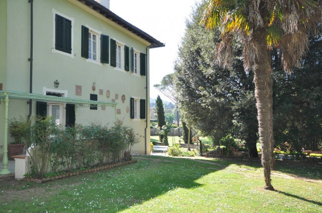 Villa in vendita a Lucca