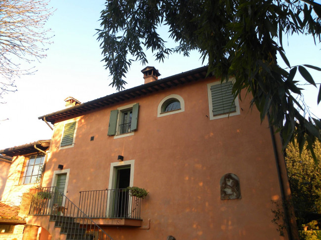 Villa in vendita a Lucca