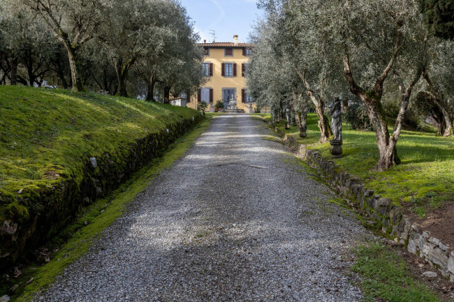 Villa in vendita a Lucca